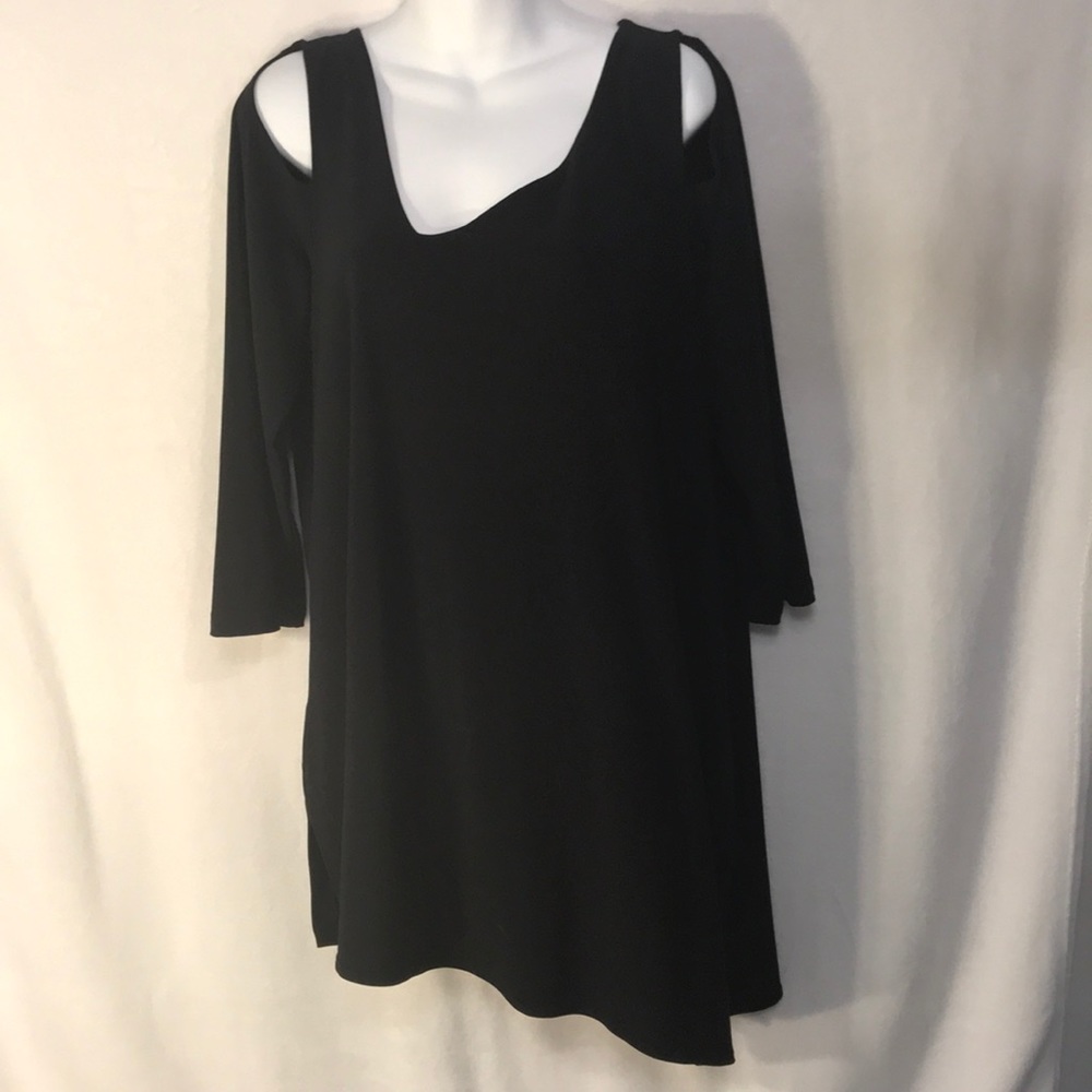 Sympli Assymetrical Hem Peekaboo Shoulder Tunic